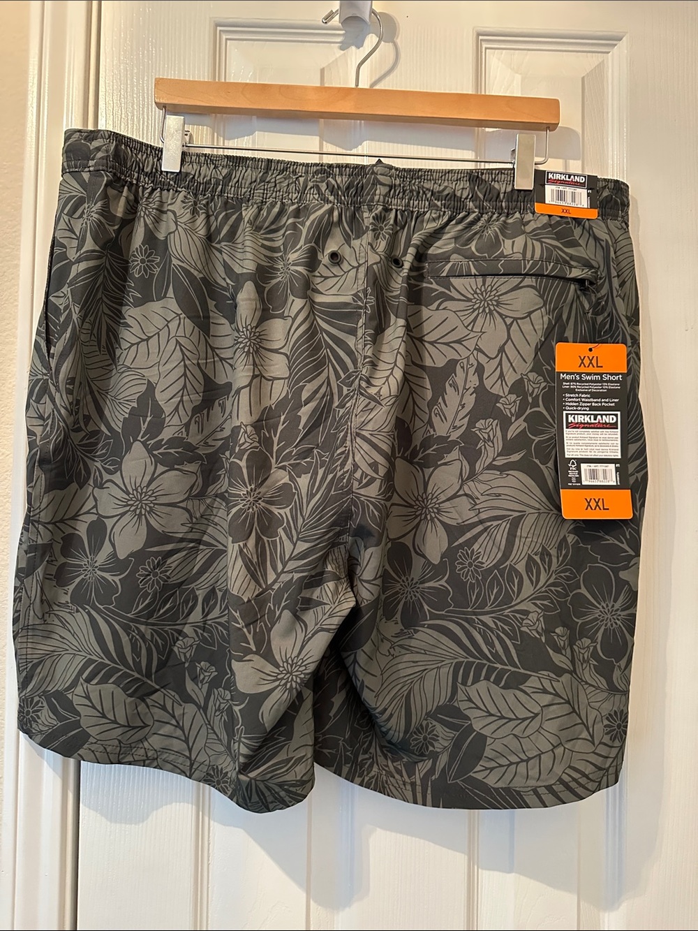 Kirkland Signature Men's Green Floral Tropical Swim Trunks